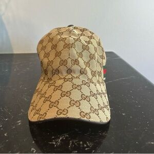 Gucci Beige/Brown Monogram Baseball Cap with Green-Red Stripe